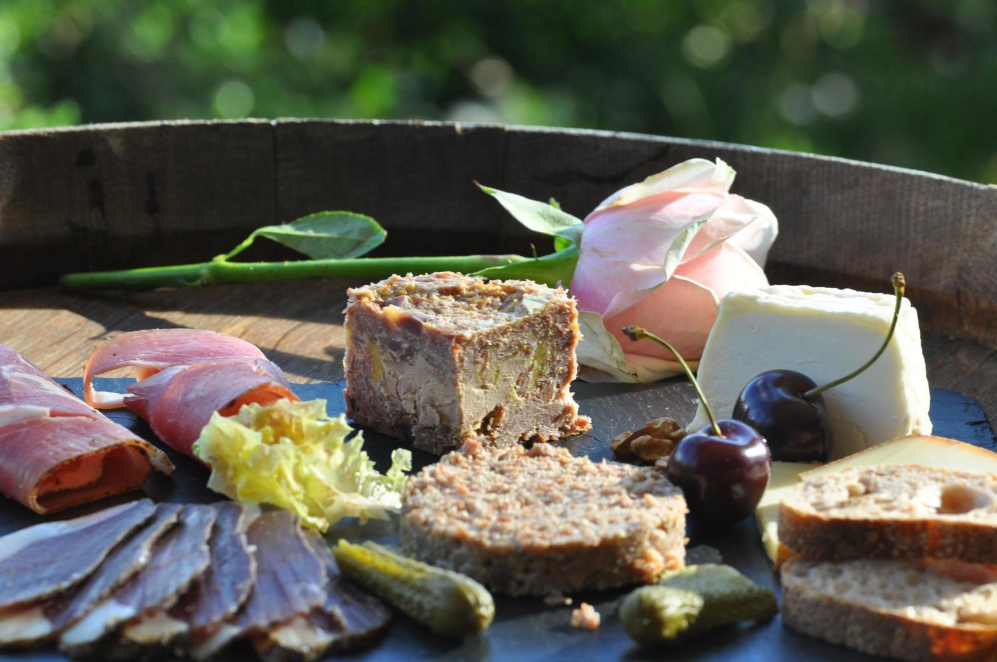 Le Lion D'Or En Perigord Bed & Breakfast Mauzac-et-Grand-Castang Exterior photo