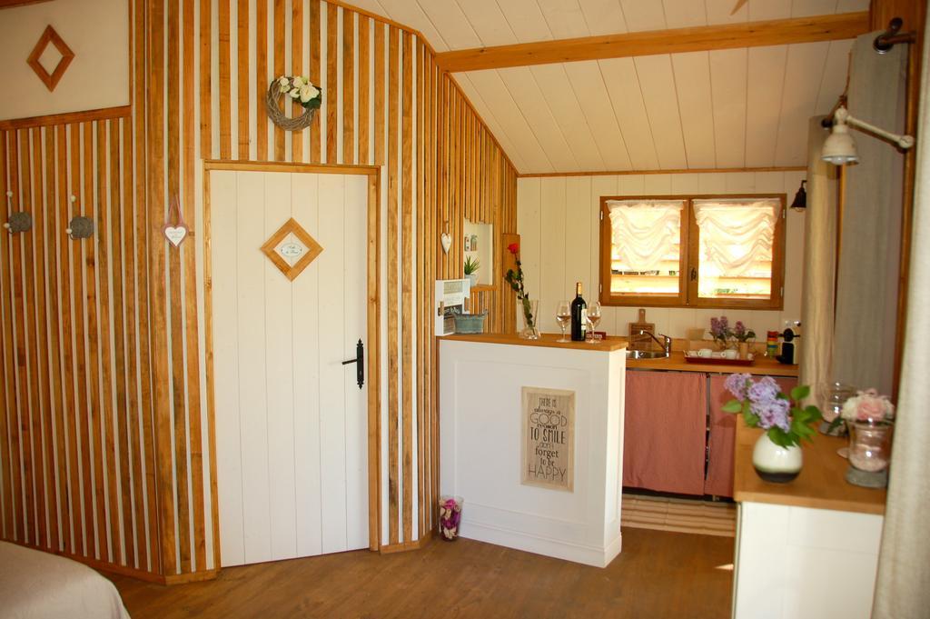 Le Lion D'Or En Perigord Bed & Breakfast Mauzac-et-Grand-Castang Exterior photo
